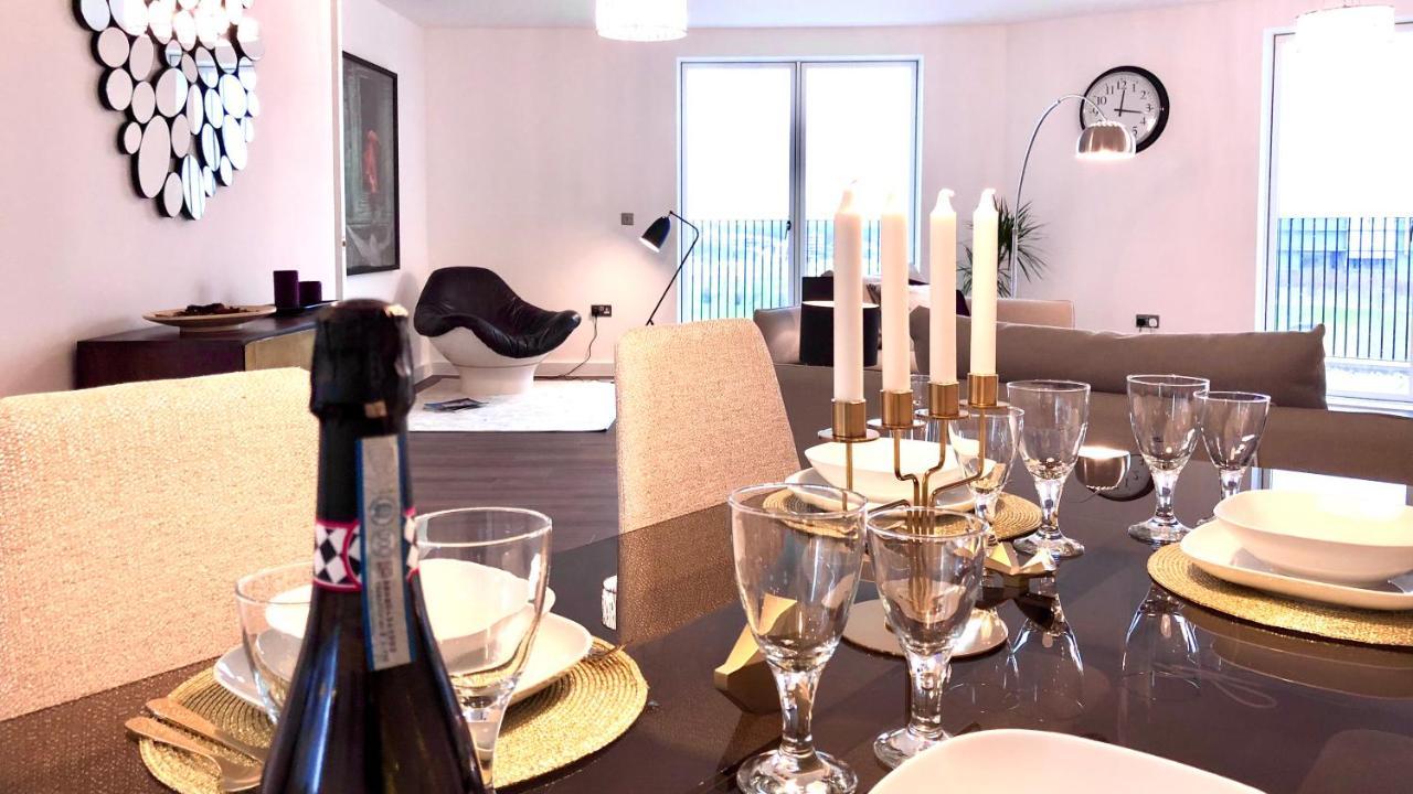Panoramic Park And City Penthouses Retreat Лондон Екстериор снимка