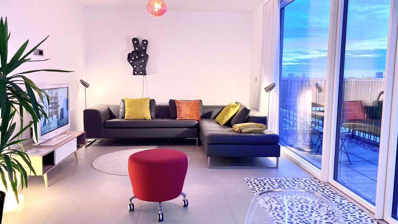 Panoramic Park And City Penthouses Retreat Лондон Екстериор снимка