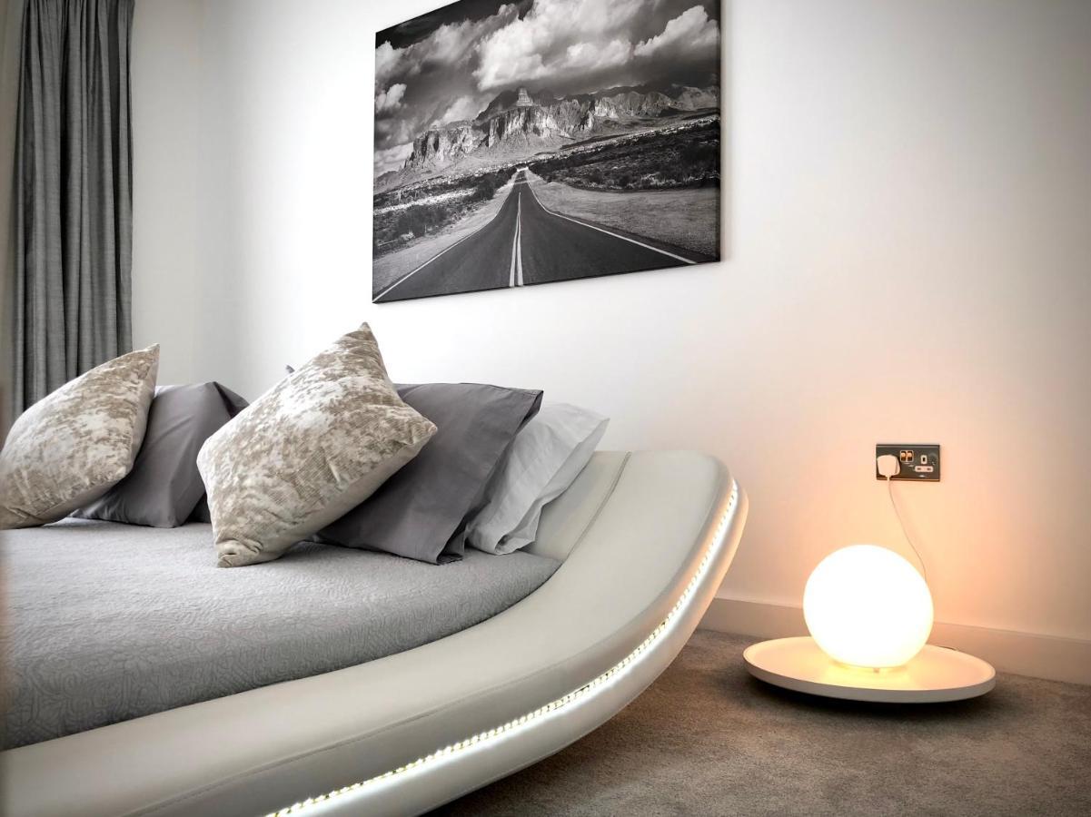 Panoramic Park And City Penthouses Retreat Лондон Екстериор снимка