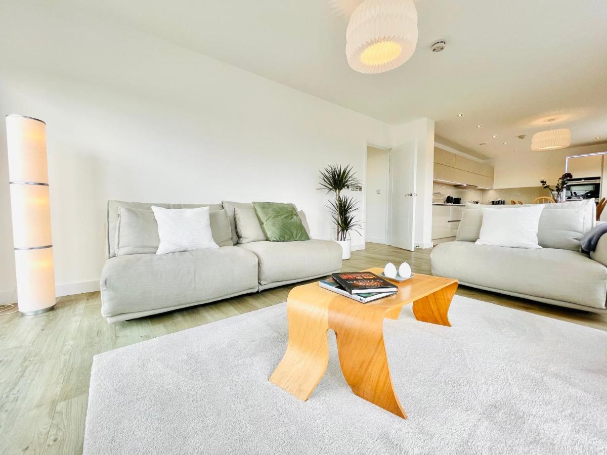 Panoramic Park And City Penthouses Retreat Лондон Екстериор снимка