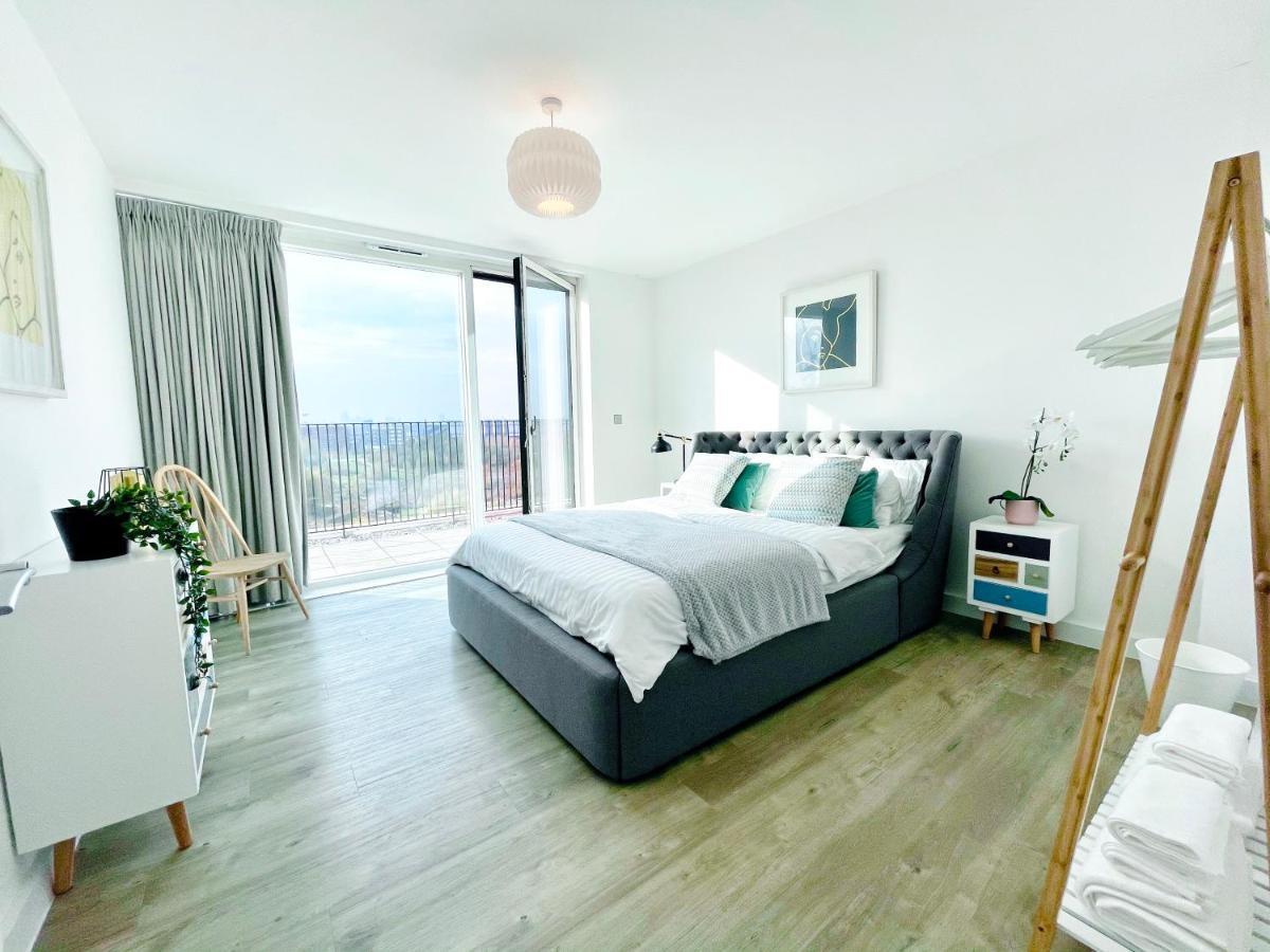 Panoramic Park And City Penthouses Retreat Лондон Екстериор снимка