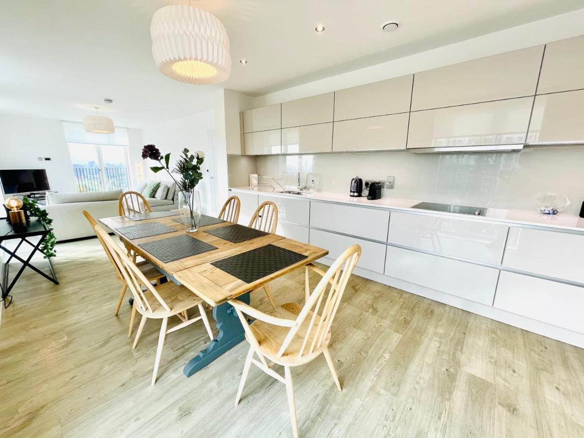 Panoramic Park And City Penthouses Retreat Лондон Екстериор снимка